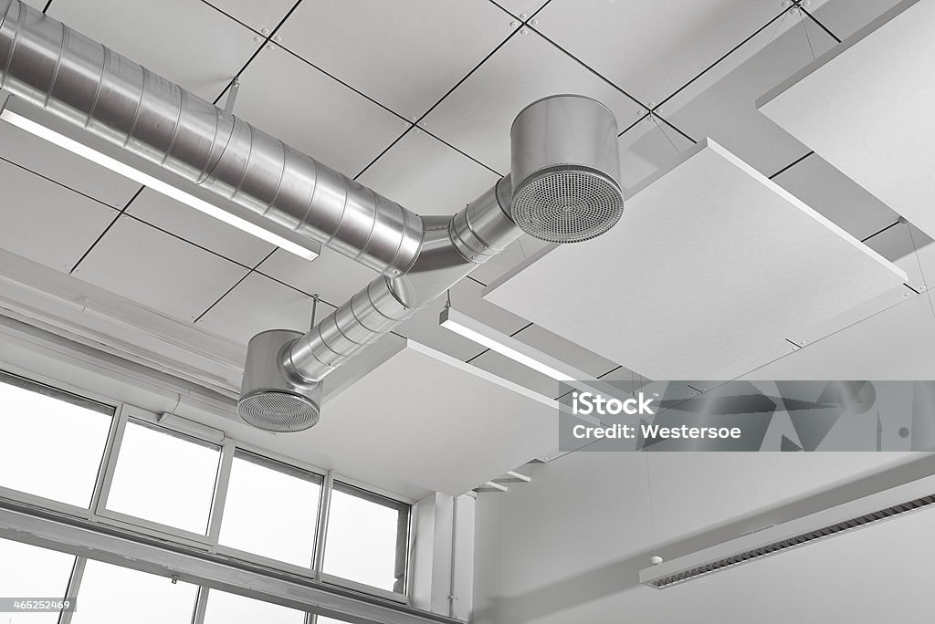 Montée sous plafond, régulateur de climatisation - Photo de Acier libre de droits
