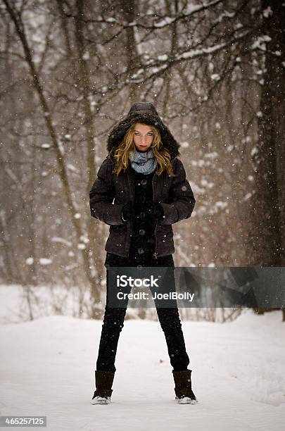 冬のモデル - 1人のストックフォトや画像を多数ご用意 - 1人, 20-24歳, 2000年代