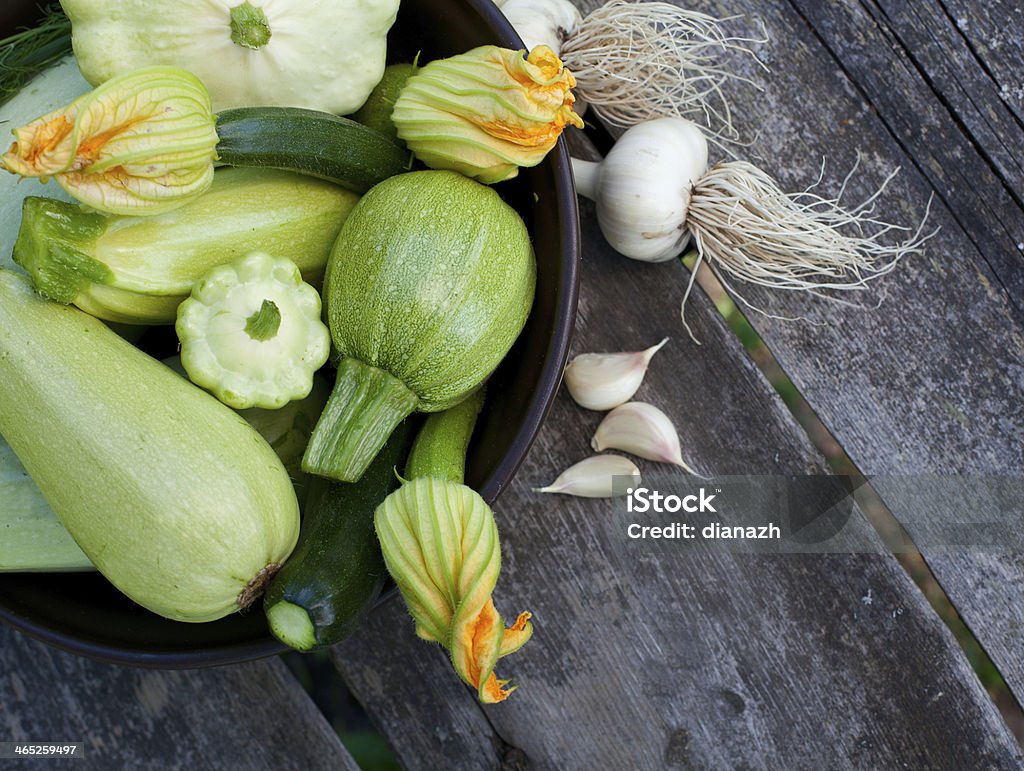 Collezione di verdure di zucchine e osseo - Foto stock royalty-free di Aglio - Alliacee