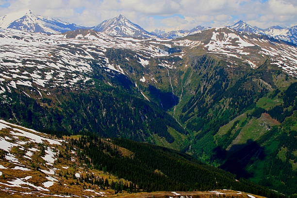 istock Austrian valley - Salzburger Land, Tyrol 465294859