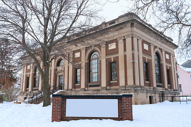istock Historic Public Library in Saint Paul 465308737