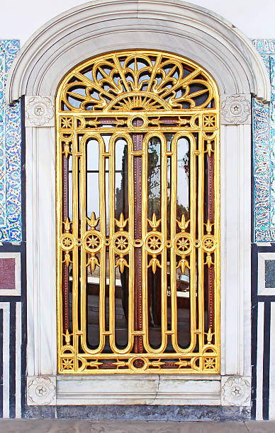 istock Window in Topkapi Palace, Istanbul, Turkey 465310710
