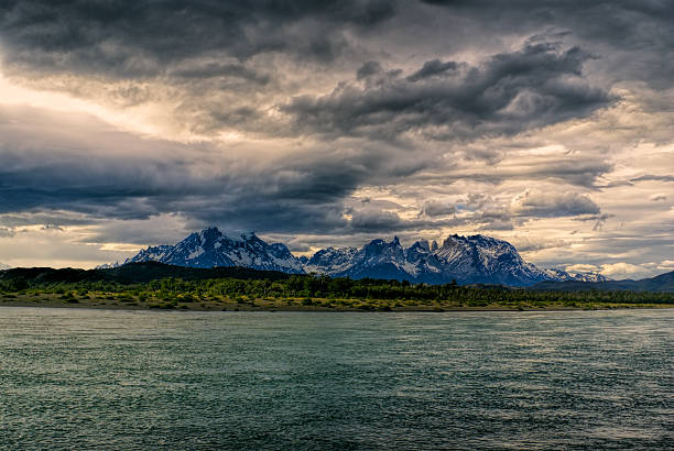 istock Torres del Paine 465319592