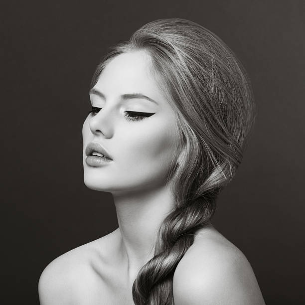 istock Sensual blonde woman 465353265
