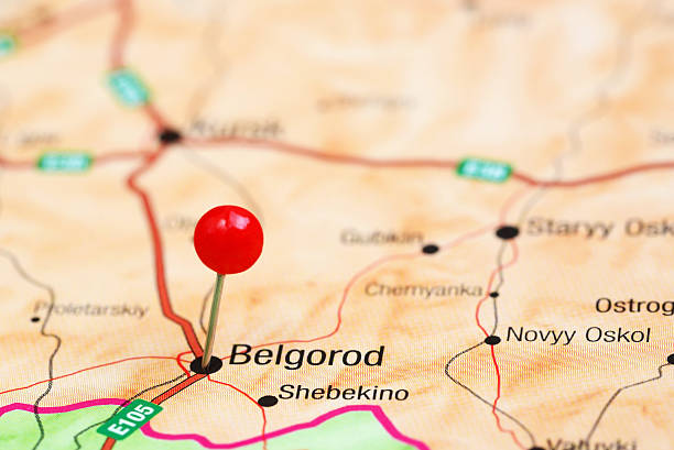 belgorod steckern auf einer karte von europa - belgorod stock-fotos und bilder