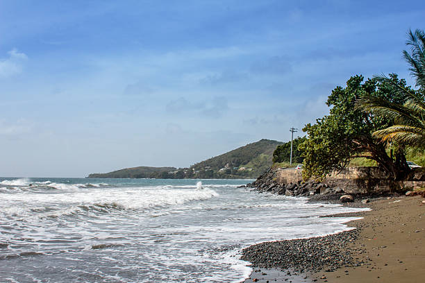 Hillsborough Bay, litoral sudoeste mais Tobago de frente para o mar - foto de acervo
