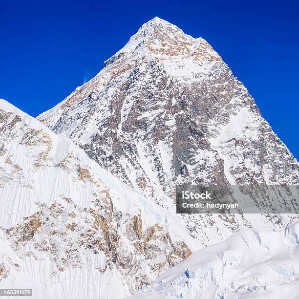 Photo libre de droit de Mont Everest 49mpix Vue Panoramique Du Mont Kala Pattar banque d'images et plus d'images libres de droit de Asie
