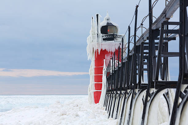 istock South Haven Pier Lighthouse Frozen in Ice 465414212