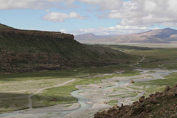 istock The foothills of Tibet 465425216