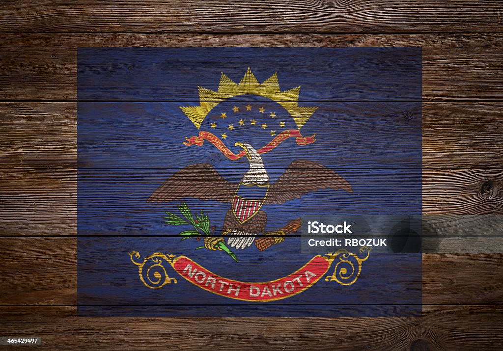 Флаг Северной Дакоты stenciled on wood - Стоковые фото Без людей роялти-фри