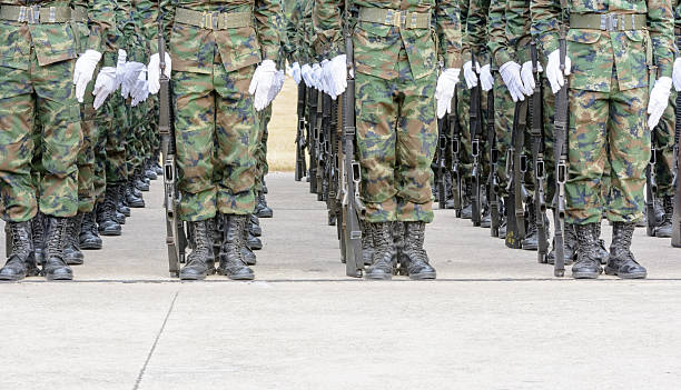 istock The soldiers stand the arrays 465448712