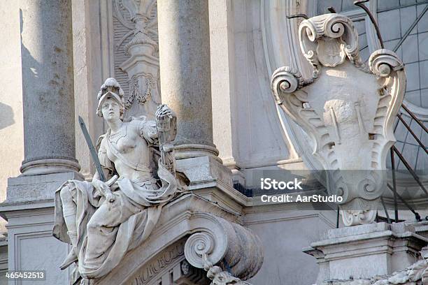 Statuen In Turin Stockfoto und mehr Bilder von Alt - Alt, Architektur, Außenaufnahme von Gebäuden