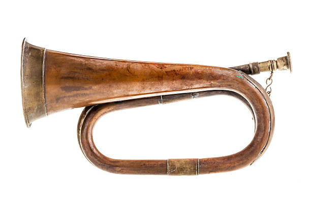 corneta - bugle trumpet brass old fashioned imagens e fotografias de stock