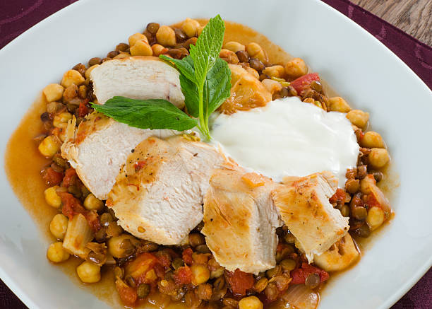 istock Grilled chicken with beans and tomato 465463985