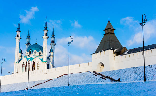 qolsharif moschee in kasaner kreml, tatarstan, russland - tatarstan stock-fotos und bilder