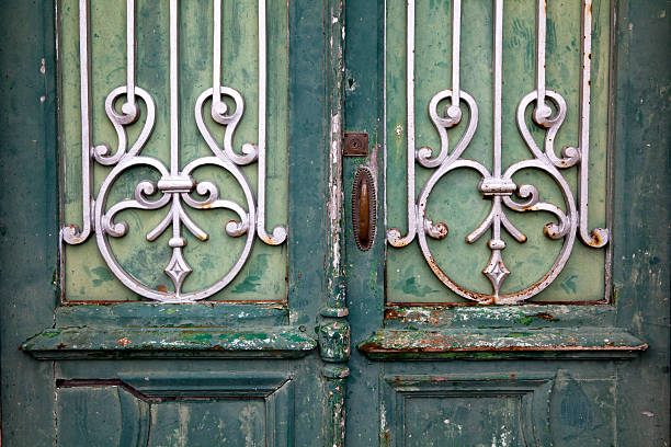istock Art Nouveau door 465501901