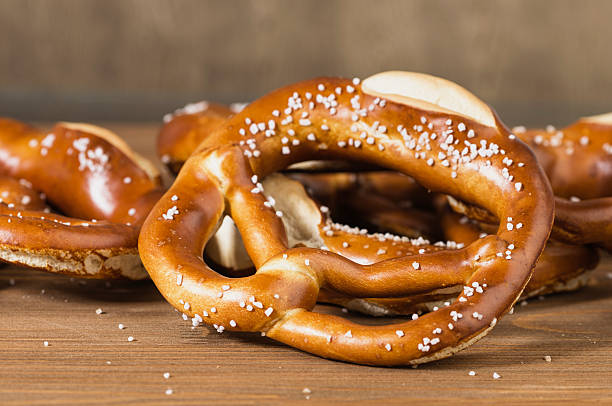 istock fresh tasty salted pretzels 465503395