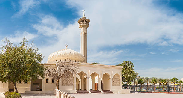 istock Mosque and minaret panorama Dubai United Arab Emirates 465505501