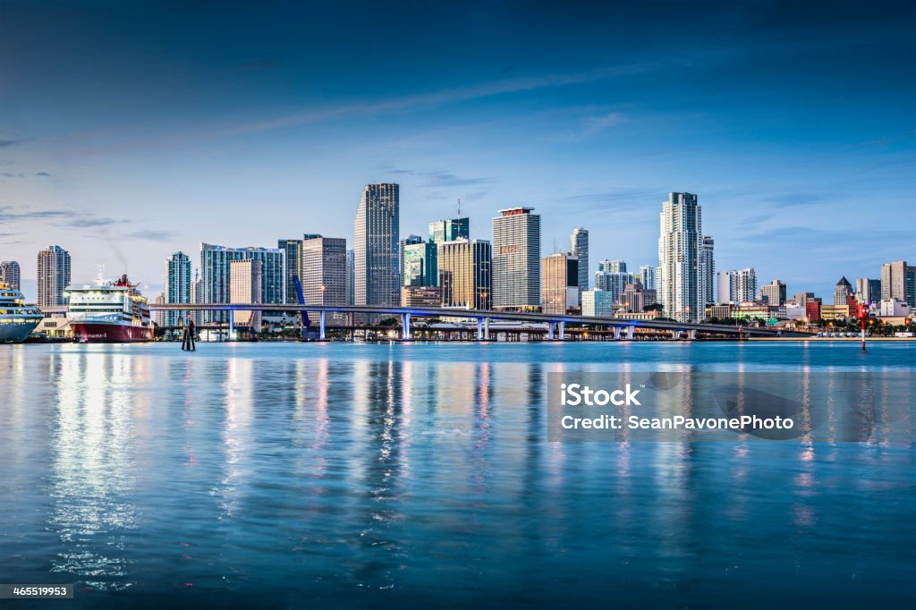 Horizonte de Miami - Foto de stock de Miami libre de derechos