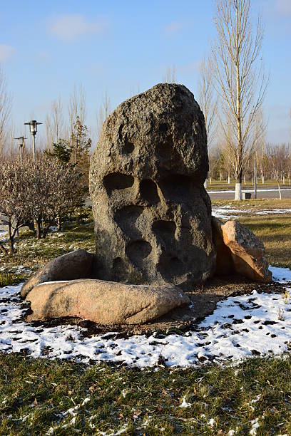 istock Attractive rock in the park 465525592