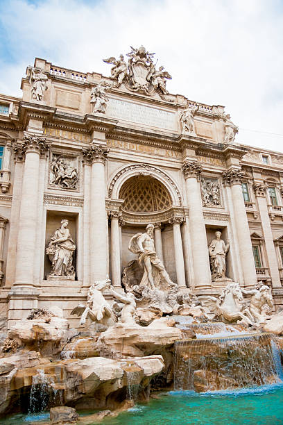 istock Fountain di Trevi in Rome, Italy 465527304