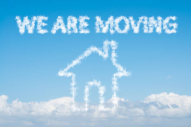 istock Cloud house of we are moving concept on blue sky 465548938