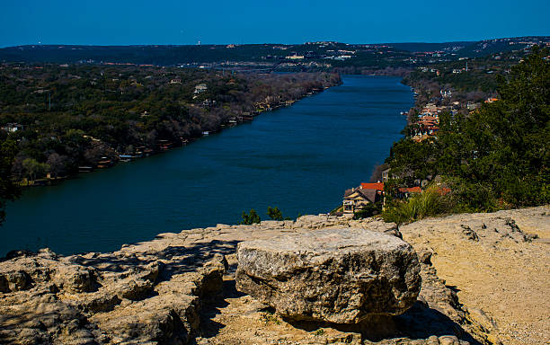 istock Mount Bonnell Rocks on top 2015 465549348