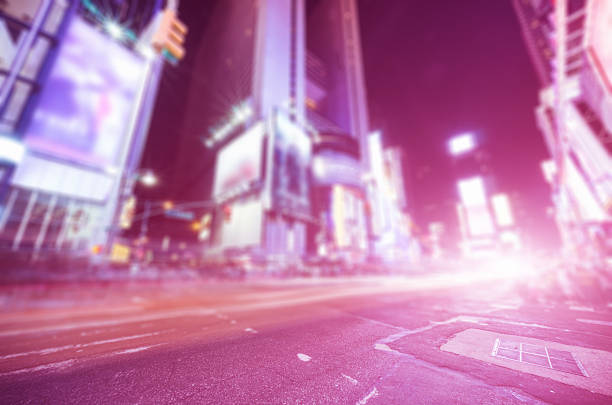 Times square on manhattan http://blogtoscano.altervista.org/nyc.jpg retail digital signage stock pictures, royalty-free photos & images