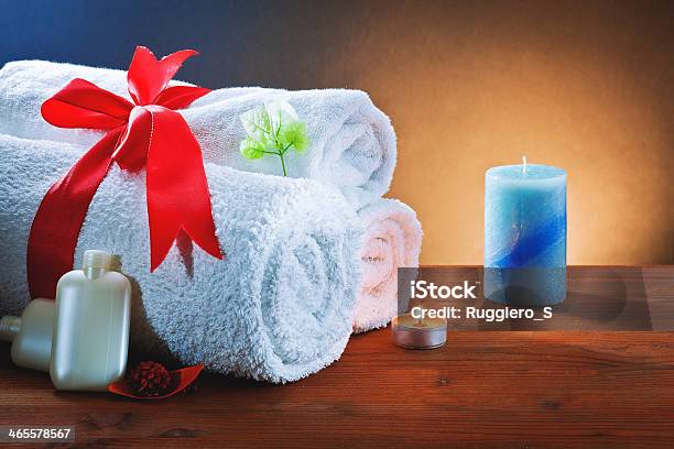 Accessori Da Bagno E Temperatura Ambiente - Fotografie stock e altre immagini di Accudire - Accudire, Armonia, Aromaterapia