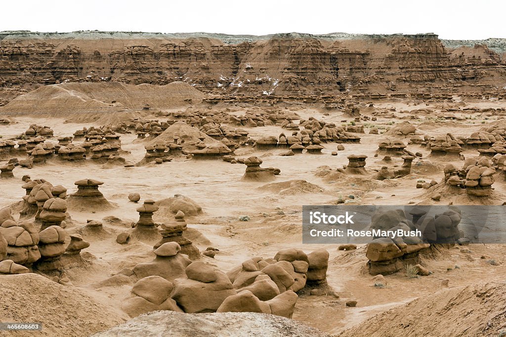 Formaciones de Goblin Valley - Foto de stock de Acantilado libre de derechos