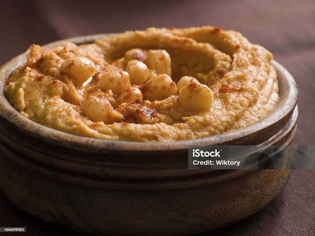 hummus Freshly made hummus with chick-pea and paprika, selective focus Appetizer Stock Photo