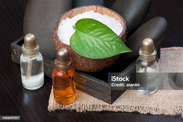 Soggetti Di Natura Morta Spa Rilassante - Fotografie stock e altre immagini di Benessere - Benessere, Calore - Concetto, Ciottolo