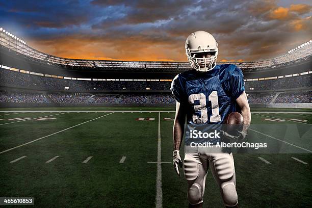 Footballspieler Stockfoto und mehr Bilder von Football-Spieler - Football-Spieler, Blau, Amerikanischer Football