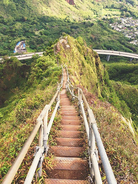 istock Haiku Stairs Oahu Landscape Ridge View 465612489