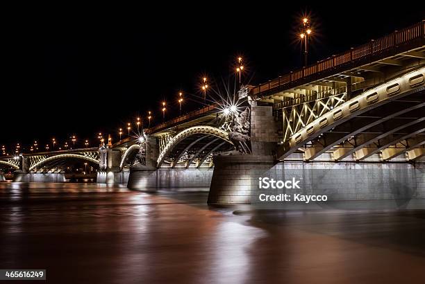 Ponte Margit A Budapest - Fotografie stock e altre immagini di Ponte - Ponte, Acciaio, Acqua