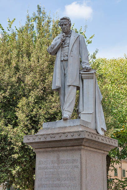 istock Statue of Cosimo Ridolfi in Florence 465623922