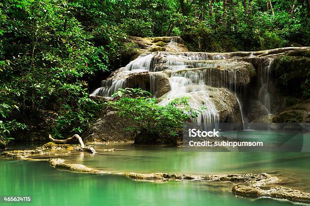 Erawan Wasserfall Deep Forest Stockfoto und mehr Bilder von Bach - Bach, Baum, Fallen