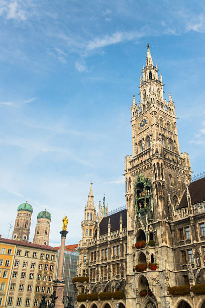 istock Munchen New Town Hall  Marienplatz 465630547
