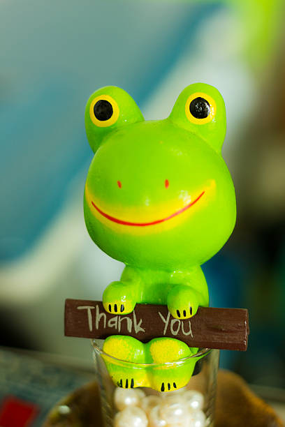 Japanese tree frogs, found in rice fields and grassy areas, have the amazing skill of being able to change the color of their bodies. They often change the color of their bodies to match their surroundings, for example being green when they are resting on grass. They have round suction cups on all of their fingertips, which makes them good at climbing trees. They also have the special skill of being able to stick to window glass.They can change the color of their backs to match their surroundings and background.