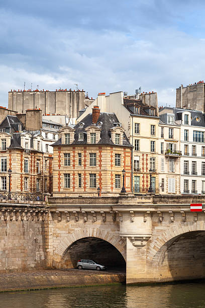 istock Pont Neuf. The oldest bridge across the Seine river 465667752