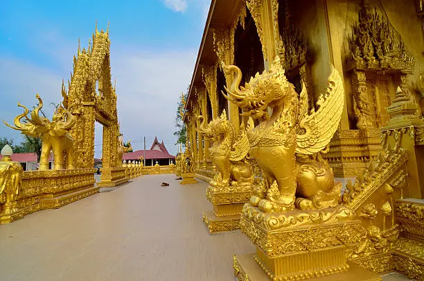 Photo of Fine unicorn sculptures in Thai temple with best livery