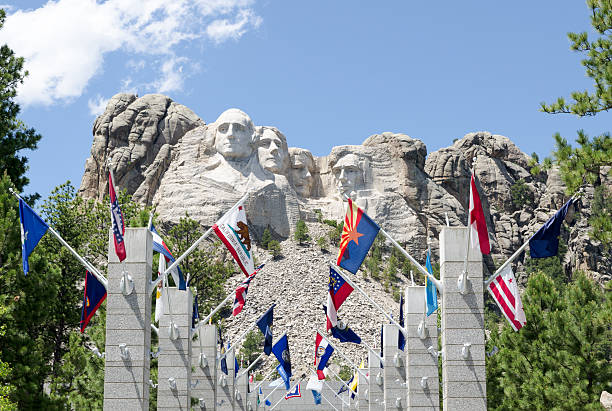 istock The Mount Rushmore Avenue of Flags. 465676010