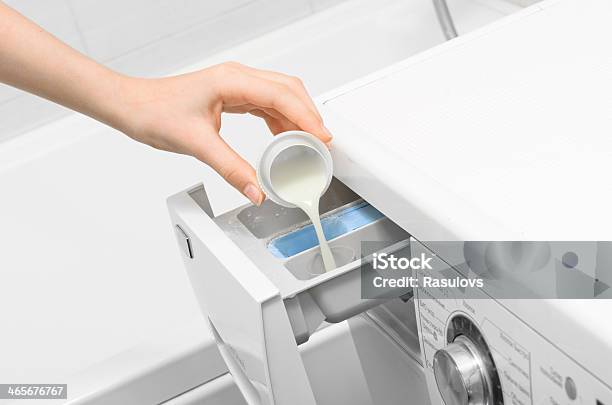 Waschmaschine Stockfoto und mehr Bilder von Badezimmer - Badezimmer, Behälter, Berufliche Beschäftigung