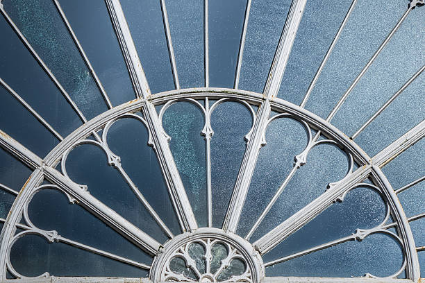 victorian żeliwo okno - marbury zdjęcia i obrazy z banku zdjęć