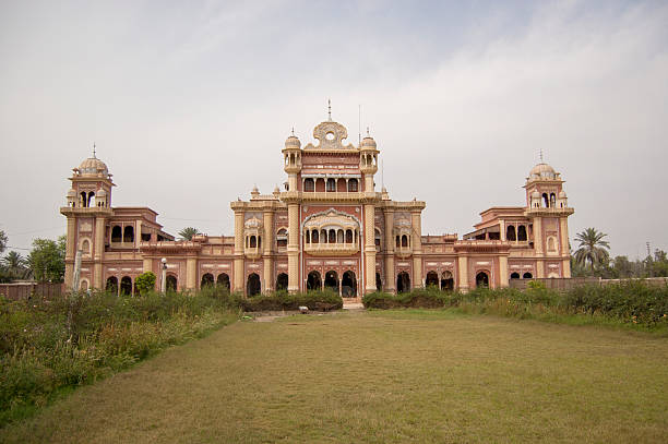 Faiz Mahal, Khairpur State House, Sind Pakistan An architectural classic is the Faiz Mahal, built in 1798 as the palace of the Talpur family in Khairpur Mirs. Faiz Mahal was the residence of Rulers of Khairpur state. civilized stock pictures, royalty-free photos & images