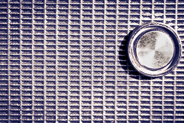 istock Vintage radio 465686569