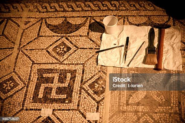 Restauration ます - イタリアのストックフォトや画像を多数ご用意 - イタリア, イタリア文化, タイル張りの床