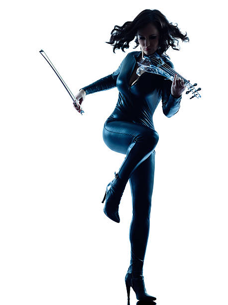 istock Violinist woman slihouette isolated 465722144