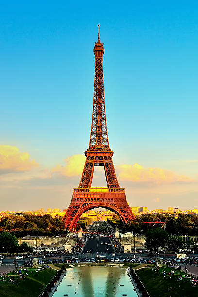 istock Eiffel Tower At Sunset From Trocadero Palais de Chaillot 465764055