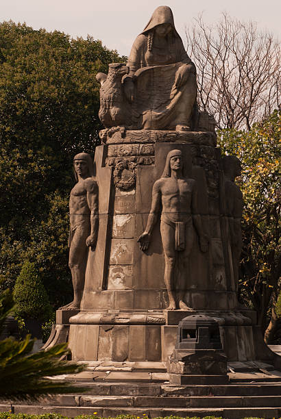 istock Statue to Indian and Aztec Warriors Mexico City 465782505